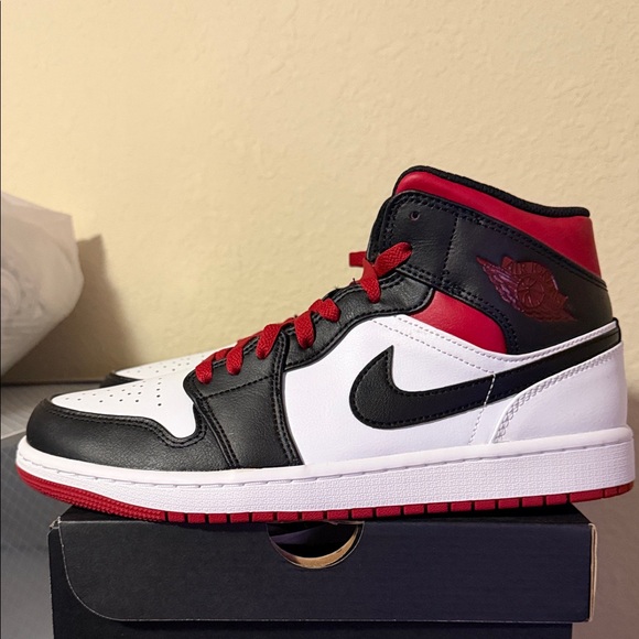 Jordan Mid-Top Sneakers - Black White Red - Picture 2 of 8